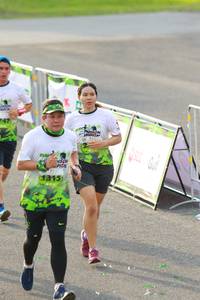 BIB: 1315
                            <button type="button" onclick="openModal(3553042)" class="btn btn-primary btn-sm float-right btn-popup" data-toggle="modal" data-target=".modal-high-quality">
                        <i class="fas fa-shopping-cart"></i> Add to Cart
                    </button>
                                            <button type="button" onclick="isThisMe(3553042, true)" class="btn btn-success btn-sm float-right btn-popup btn-isme hidden" data-toggle="tooltip" data-placement="bottom" title="นี่คือรูปของคุณใช่ไหม คลิกที่นี่เพื่อเอาเข้าอัลบั้ม">
                        <i class="fas fa-plus"></i> Add to album
                    </button>
                    <button type="button" onclick="isThisMe(3553042, false)" class="btn btn-warning btn-sm float-right btn-popup btn-isnotme hidden">
                        <i class="fas fa-ban"></i> Remove from album
                    </button>